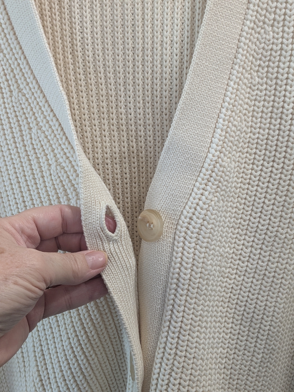 Jenni Kayne Cream Button-Front Knit Cardigan - Picture 5 of 9
